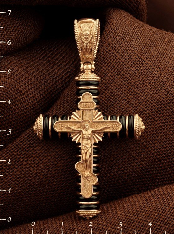 Крест из золота c ониксом