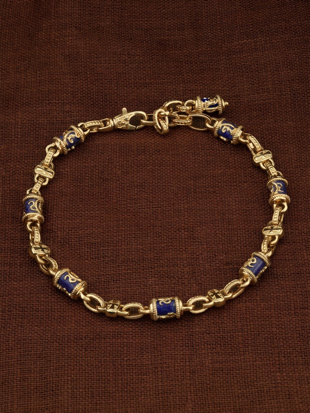 Браслет из лимонного золота c лазуритом