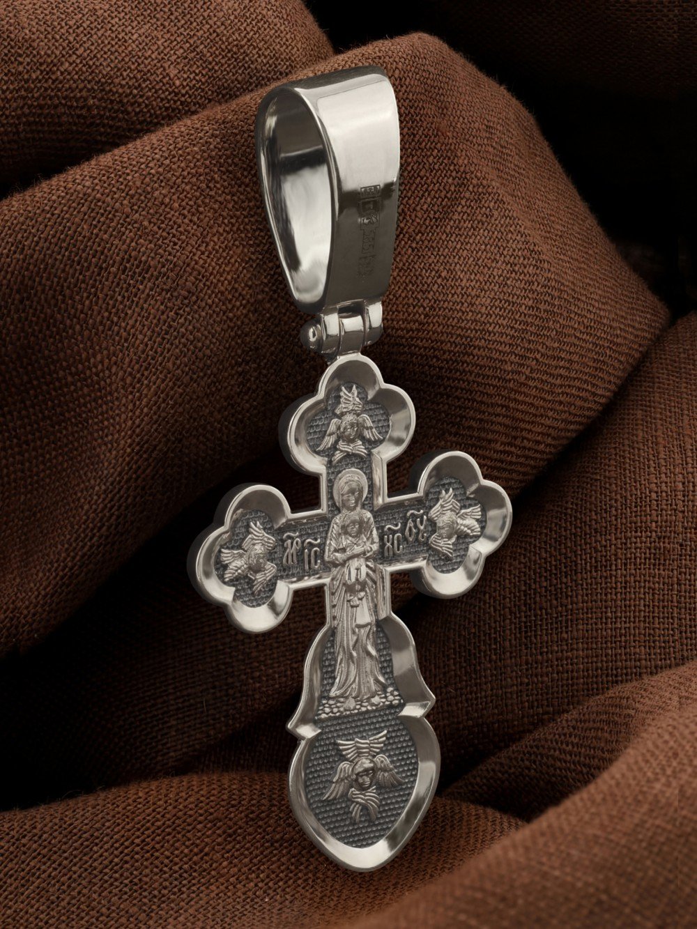 Крест из белого золота