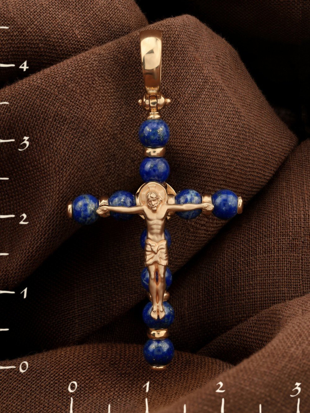 Крест из золота c лазуритом