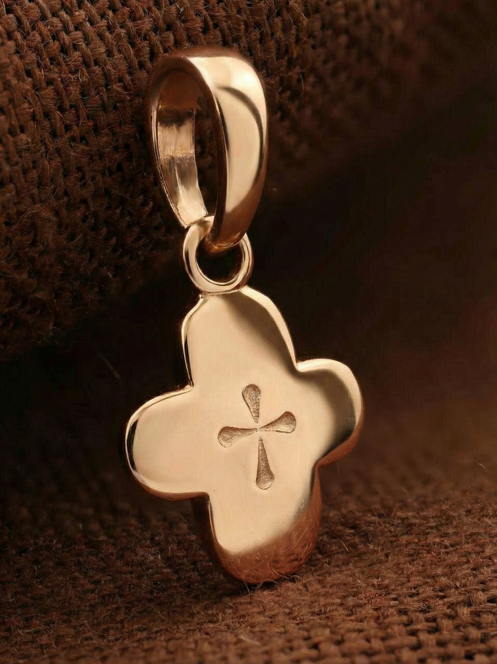 Крест из золота