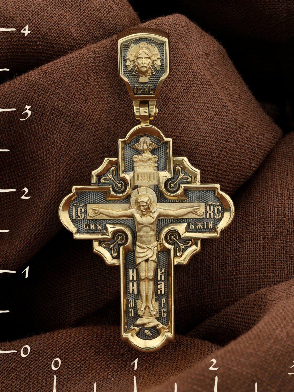 Крест из лимонного золота