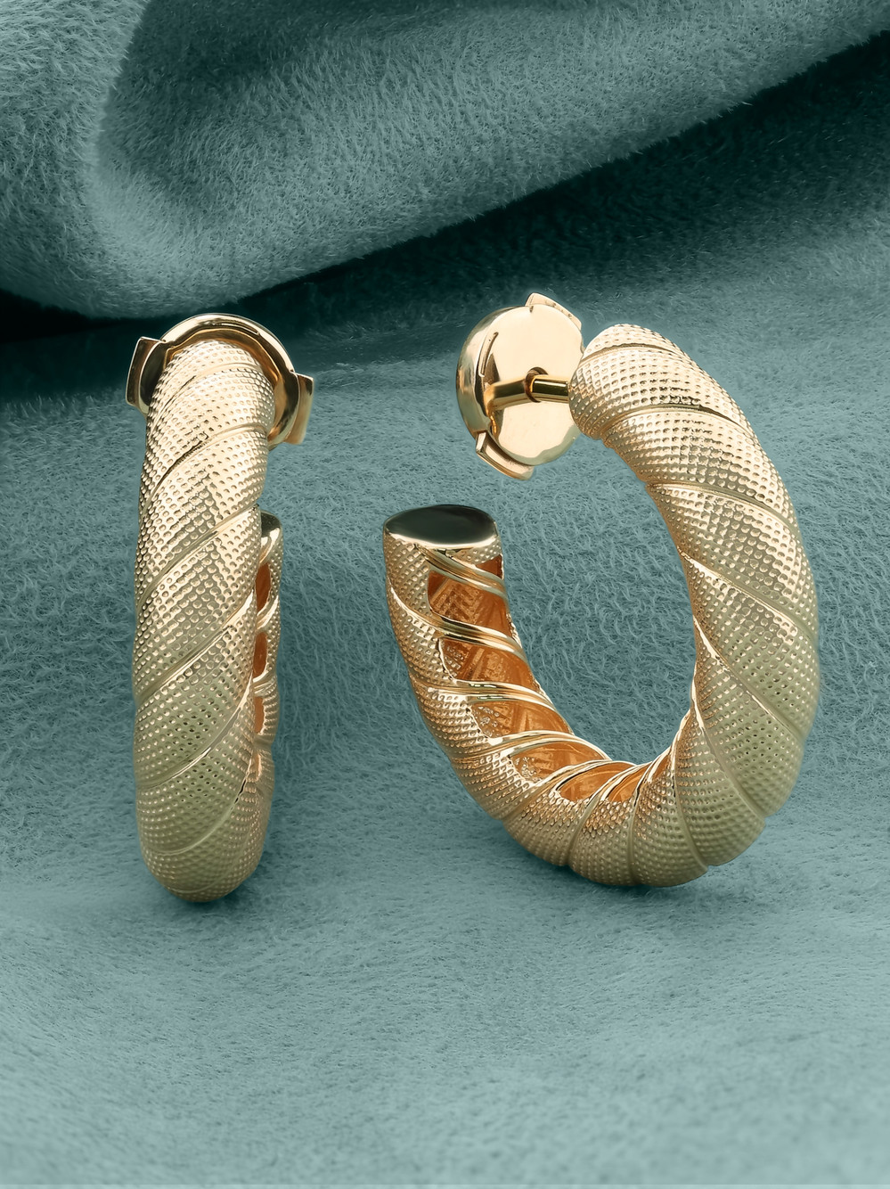 Серьги из золота