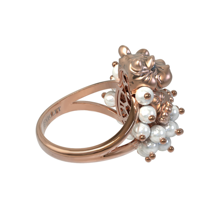 Кольцо из золота c эмалью и жемчугом