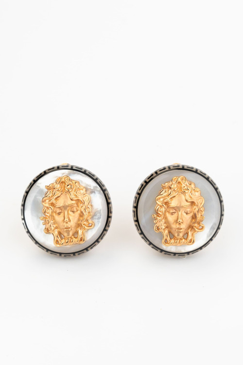 Серьги из золота c эмалью и перламутром