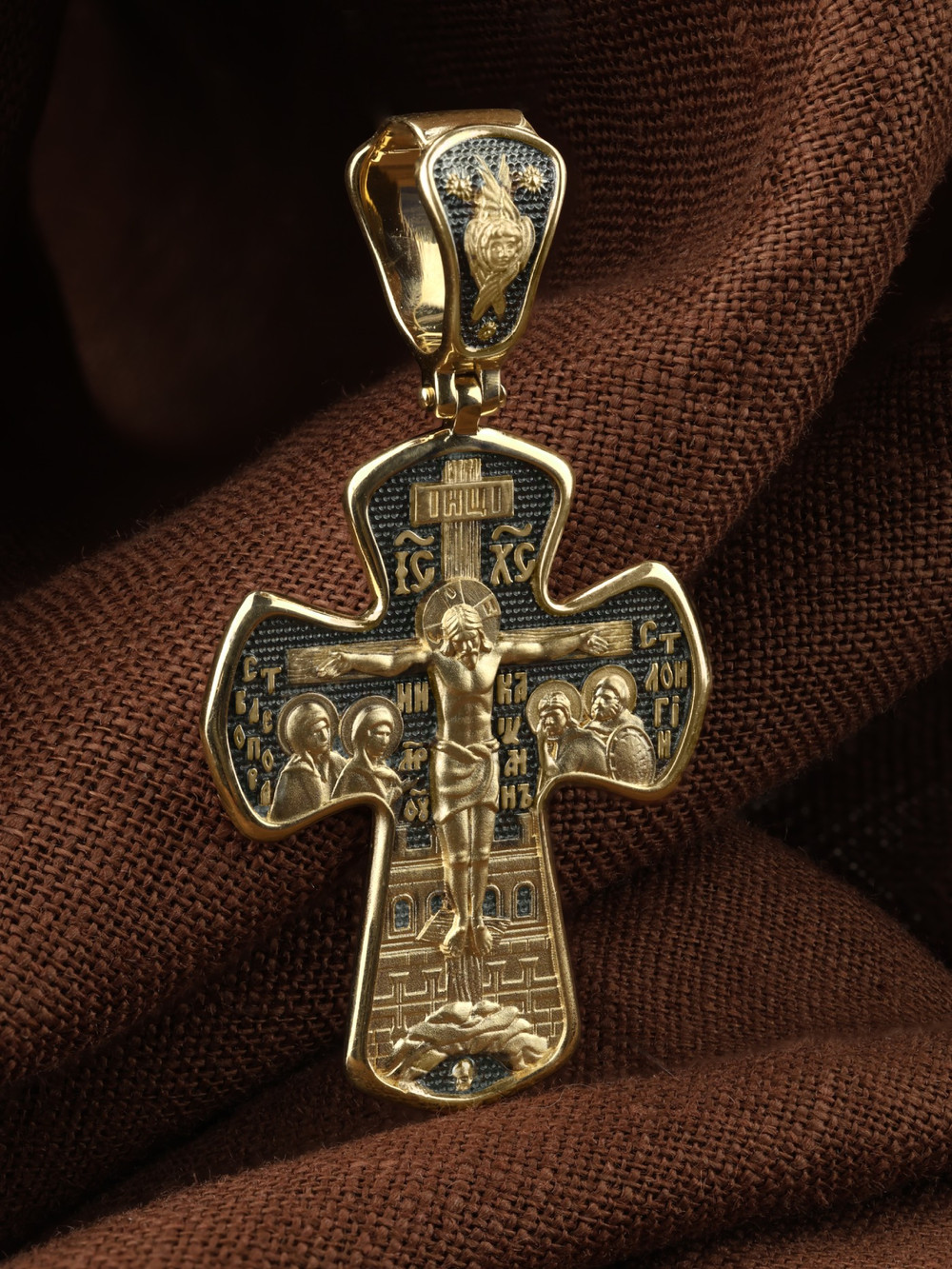 Крест из лимонного золота