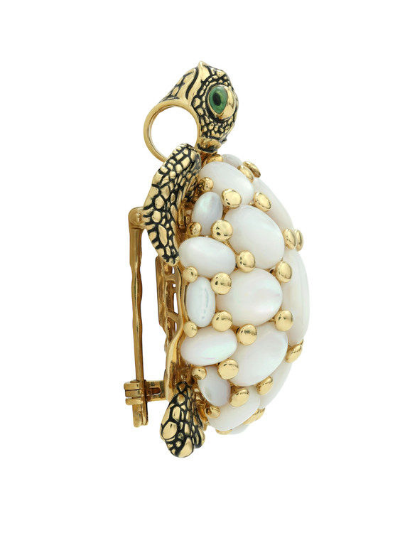 Брошь из лимонного золота c эмалью и перламутром