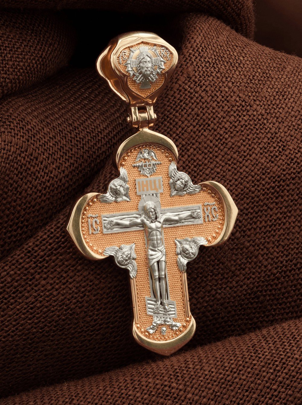 Крест из золота