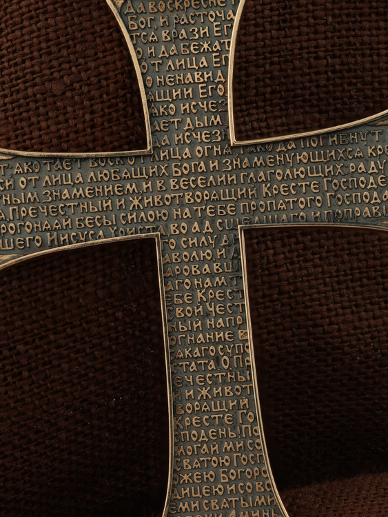 Крест из золота