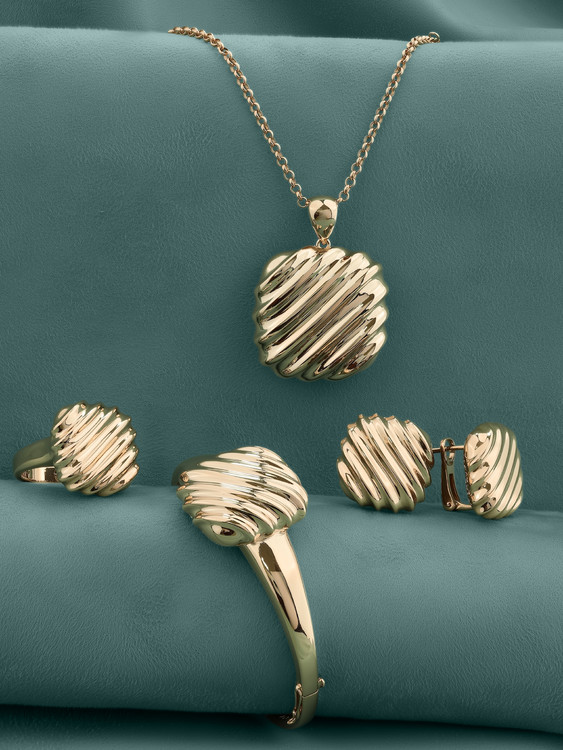 Подвеска из золота