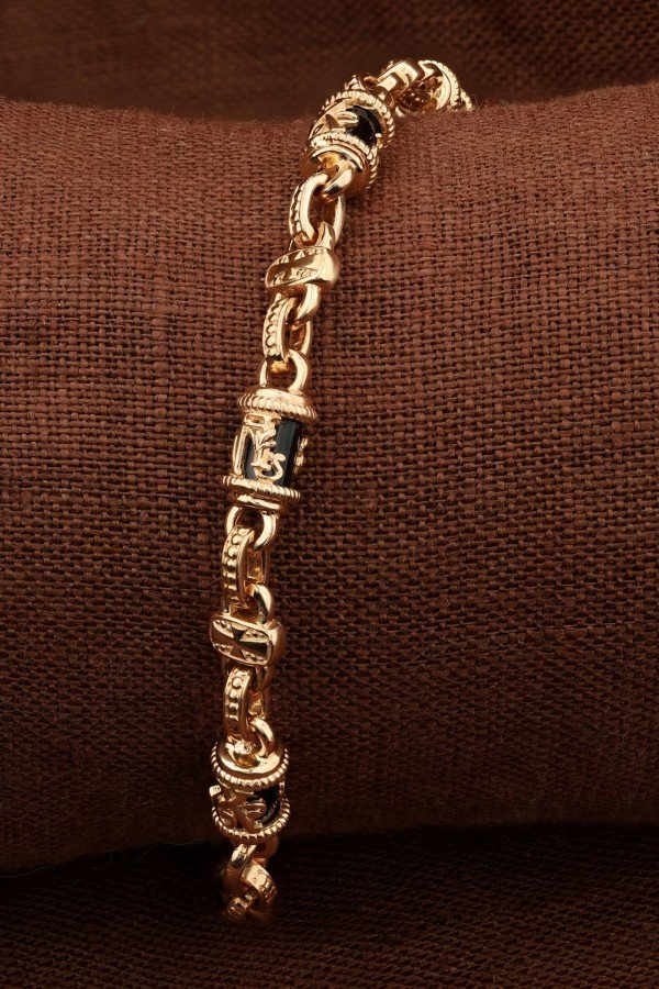 Браслет из золота c ониксом