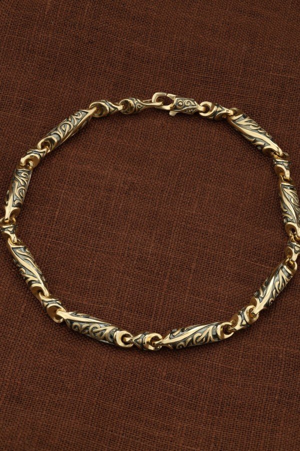 Браслет из лимонного золота