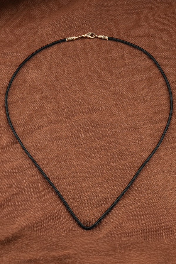 Шнурок шёлковый из золота c шёлковым шнурком