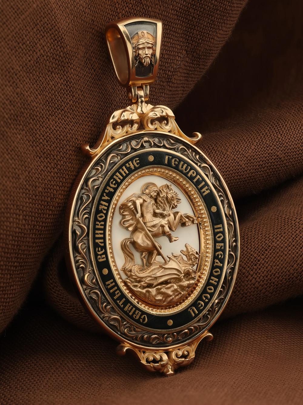 Образок из золота c эмалью