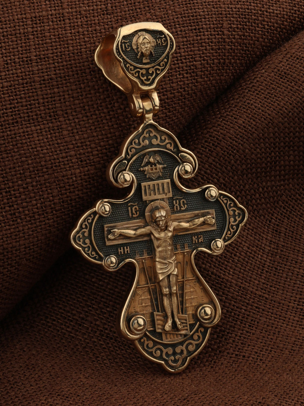 Крест из золота