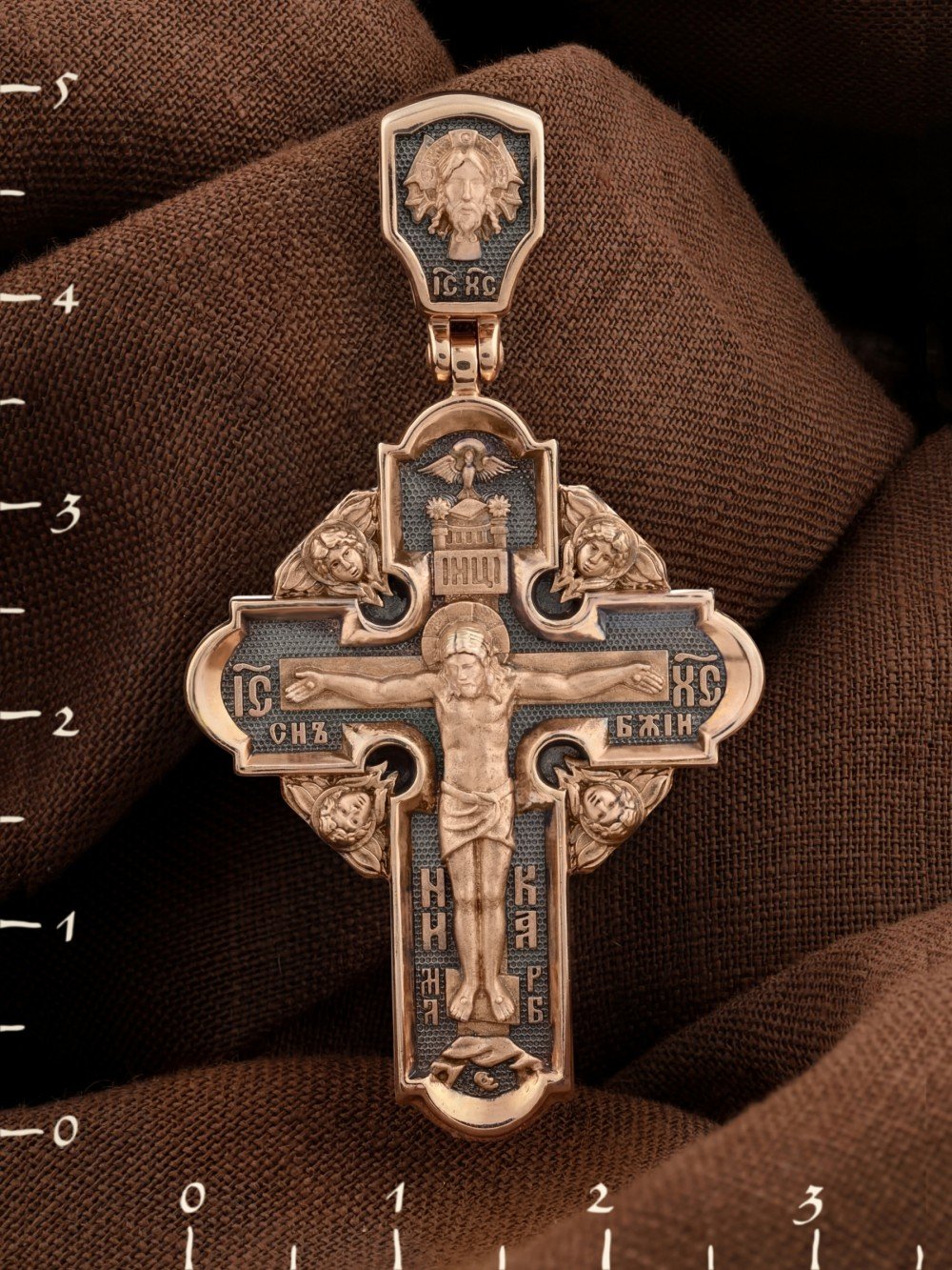 Крест из золота