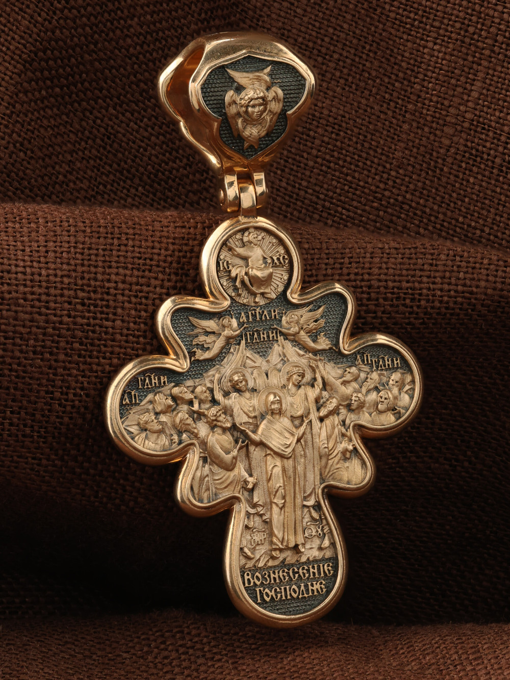 Крест из золота