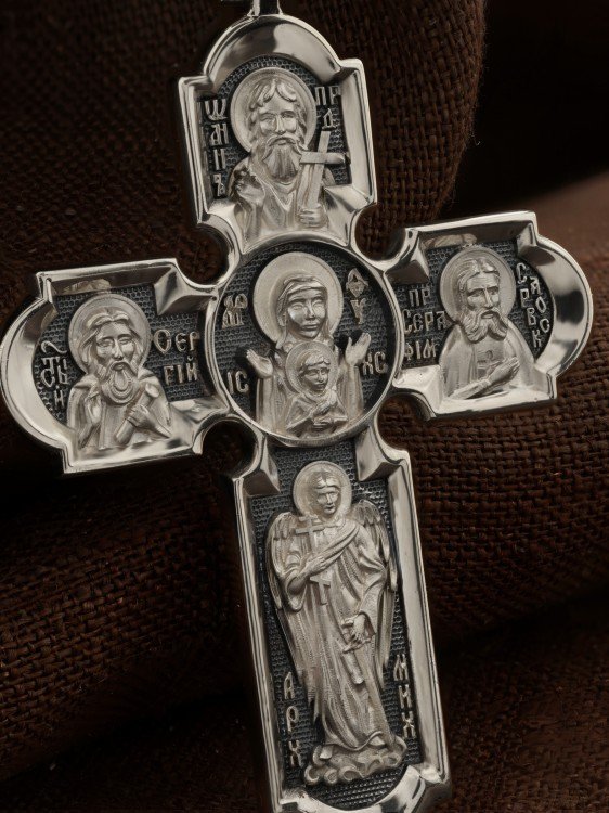 Крест из белого золота