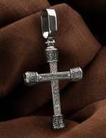 Крест из белого золота 585 пробы c ониксом