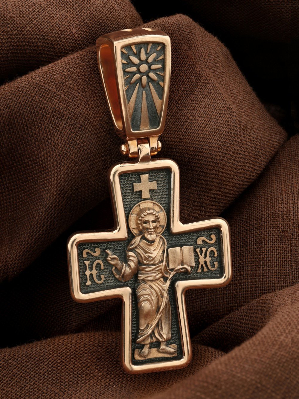 Крест из золота