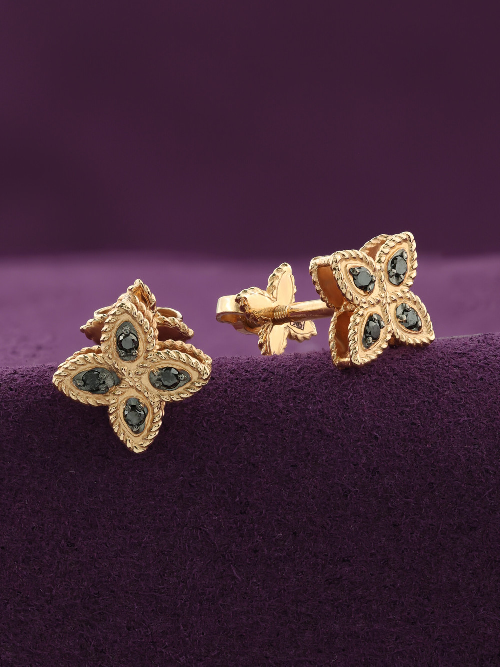 Серьги из золота c бриллиантами