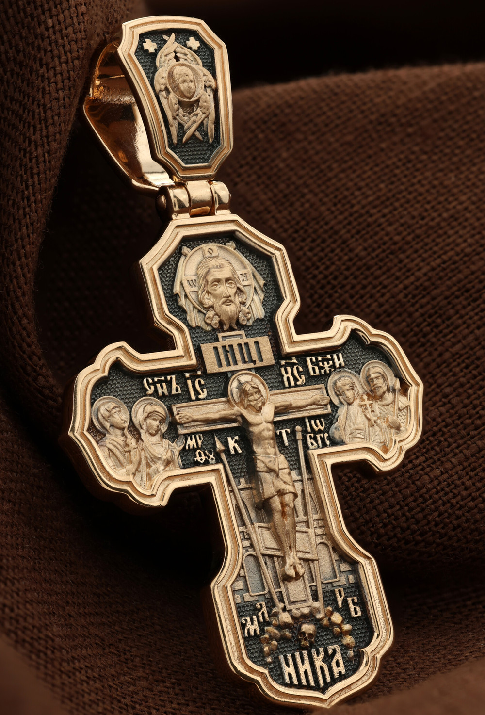 Крест из золота