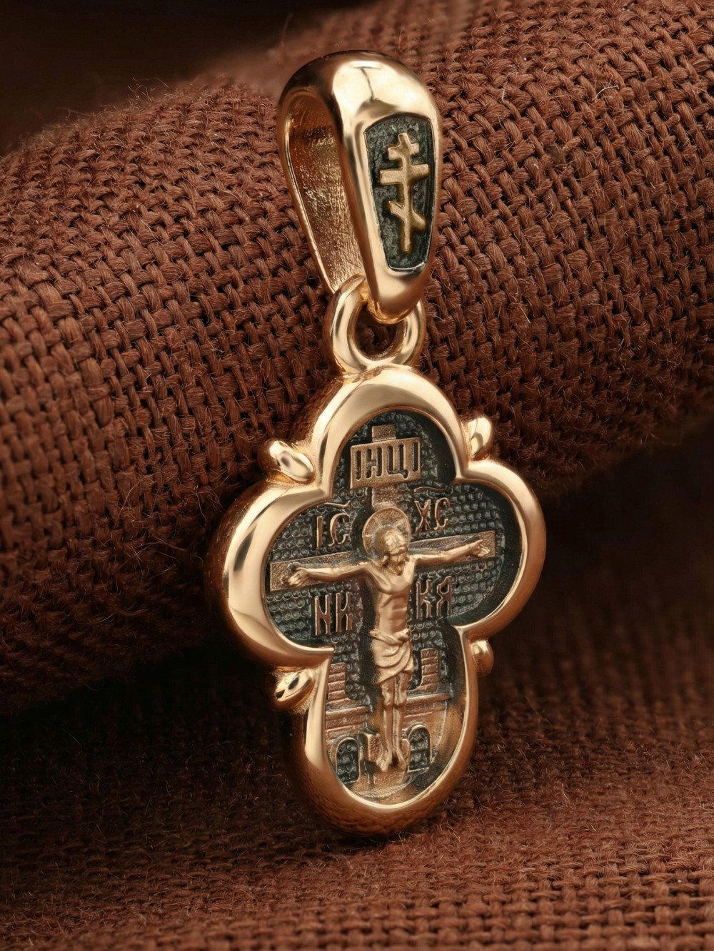 Крест из золота