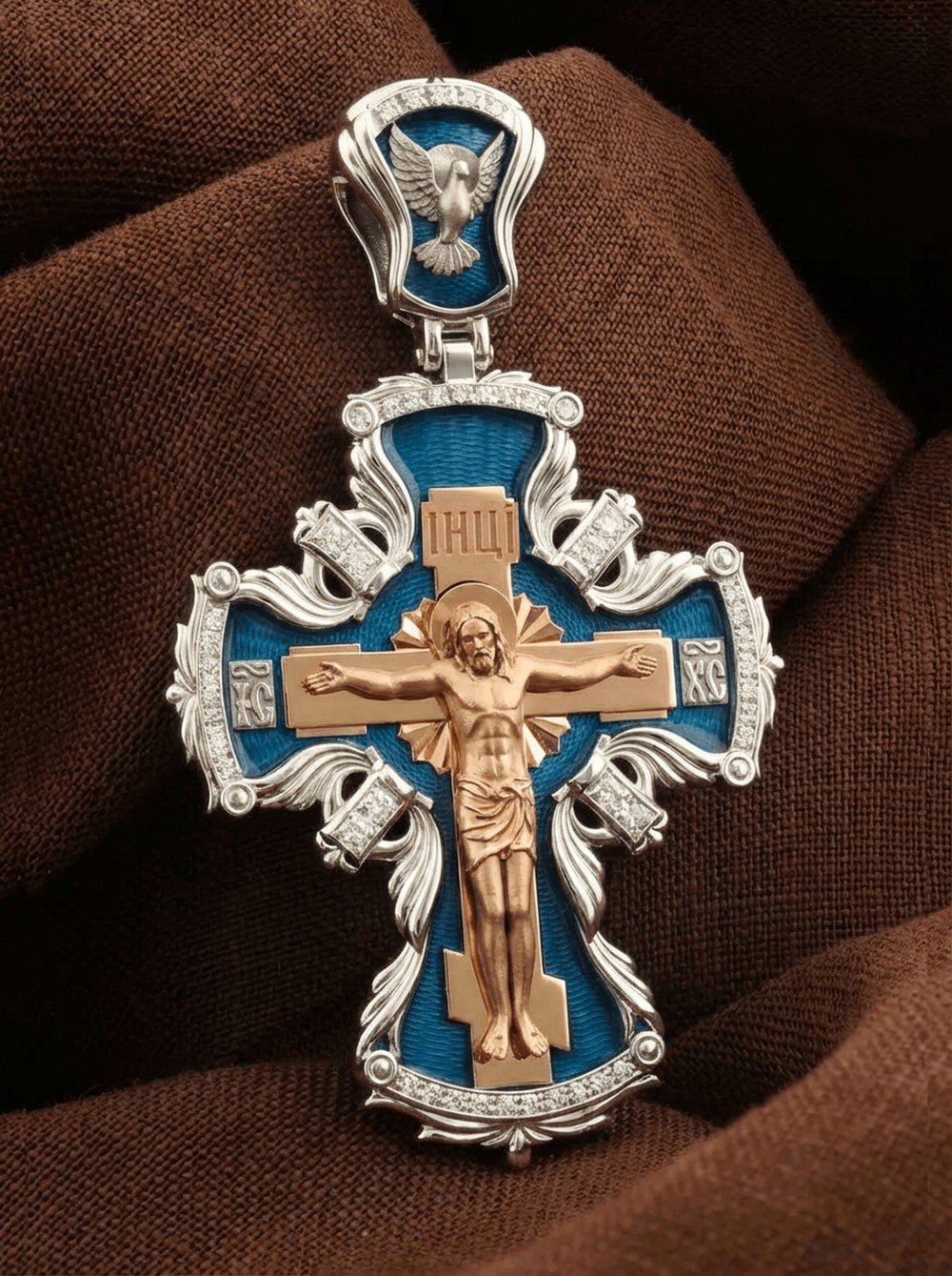 Крест из белого золота c эмалью и бриллиантами