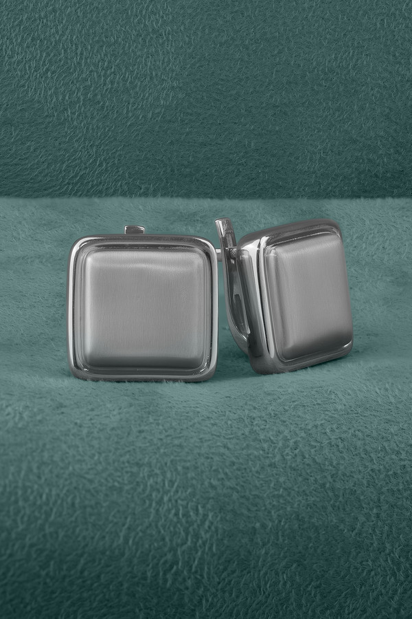 Серьги из белого золота