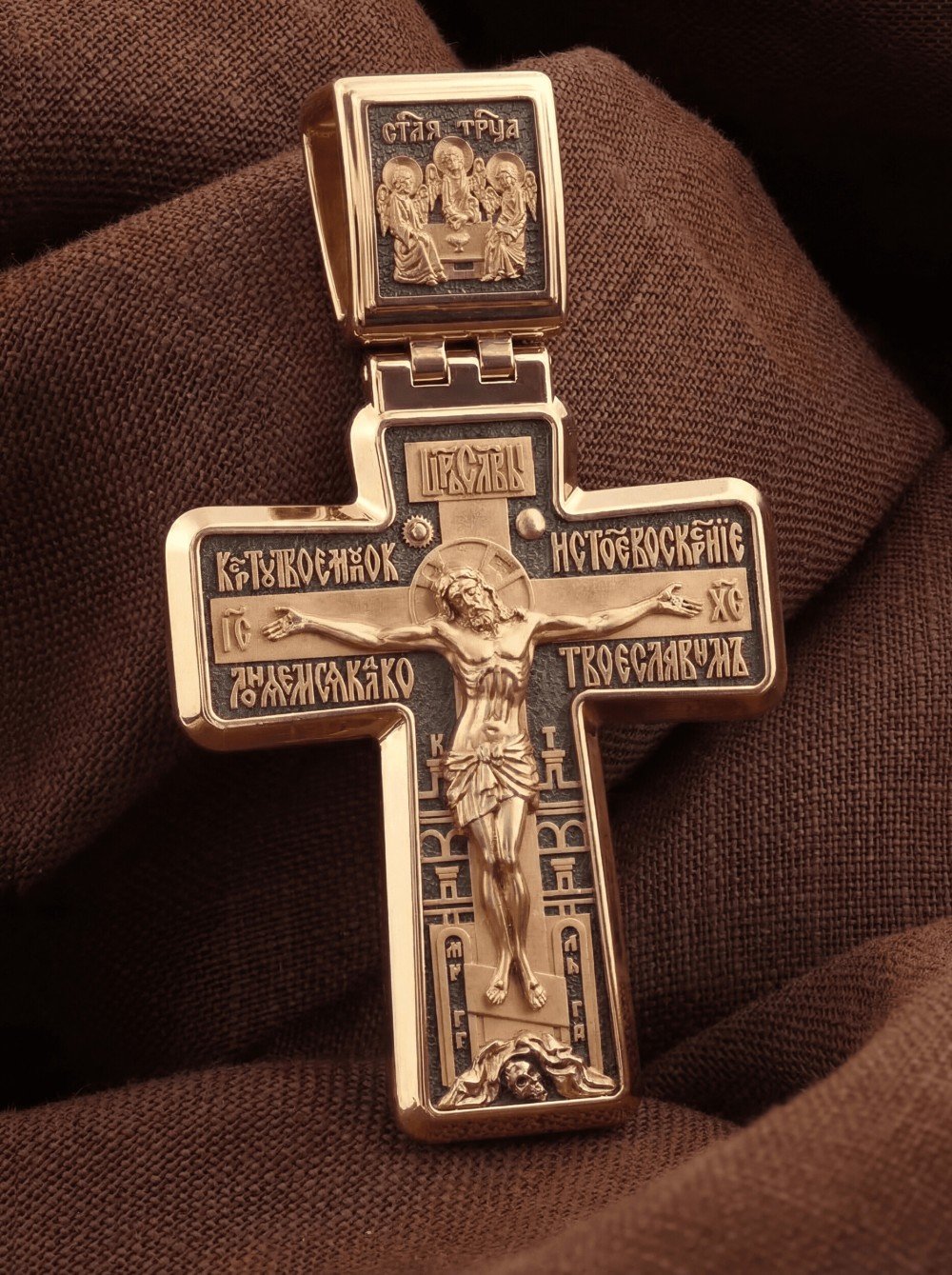 Крест из золота