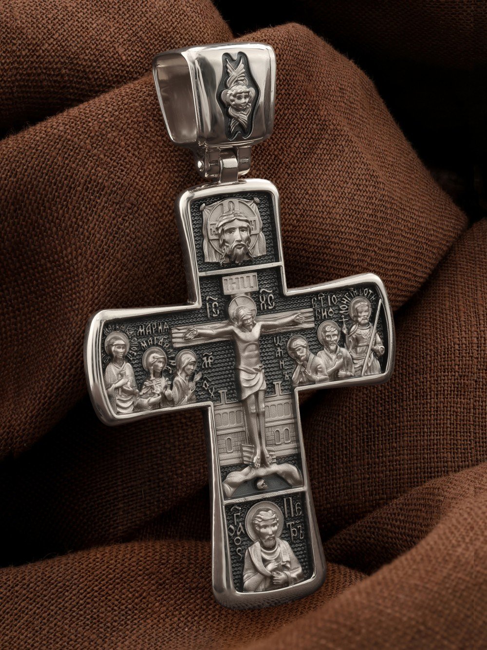 Крест из белого золота