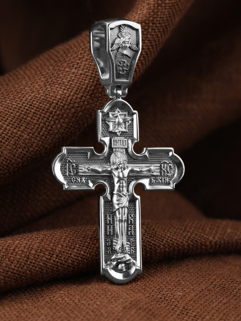 Крест из белого золота