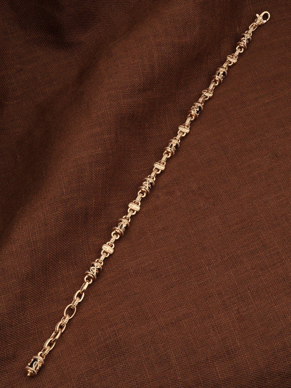 Браслет из золота c ониксом