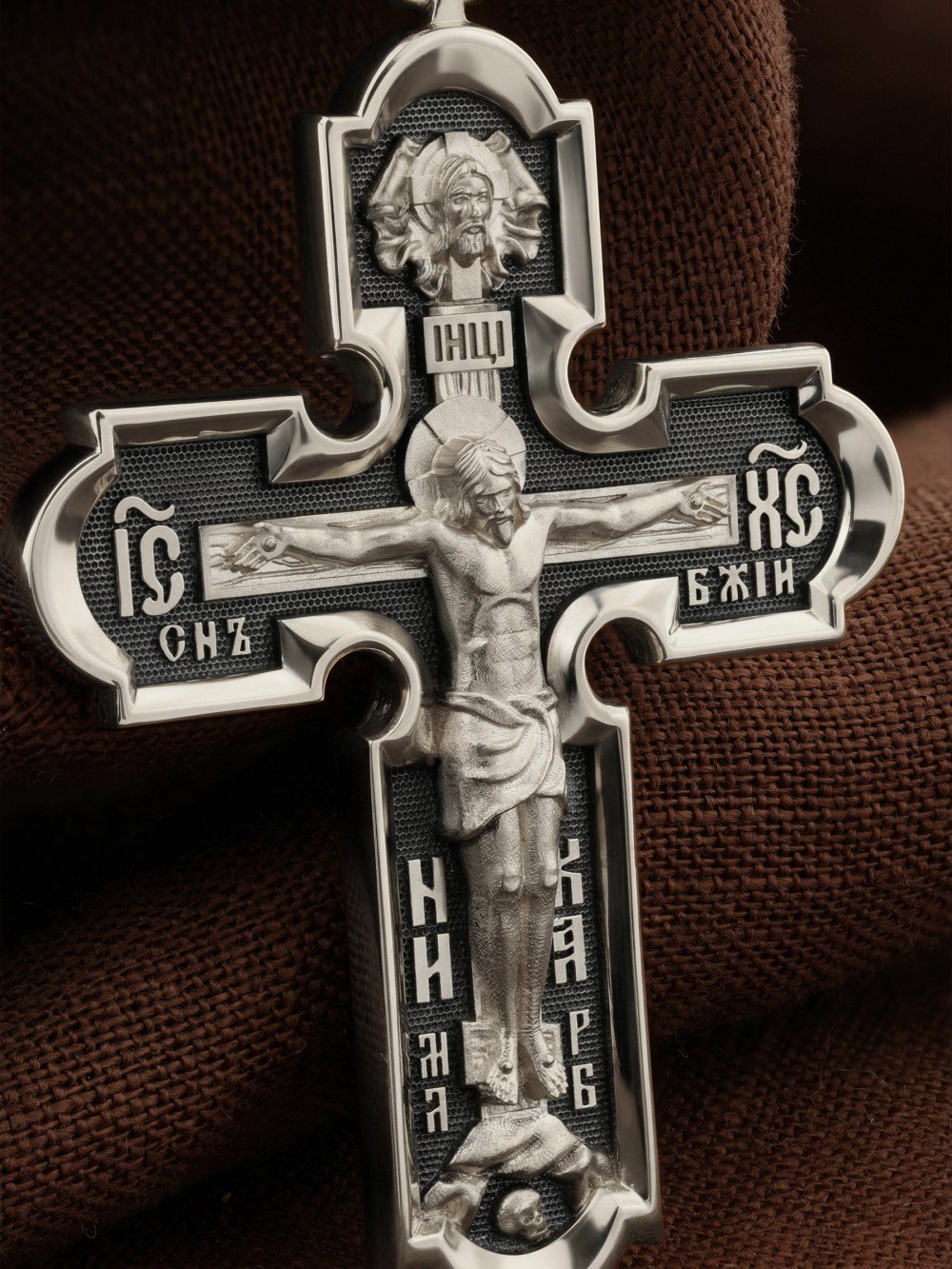 Крест из белого золота