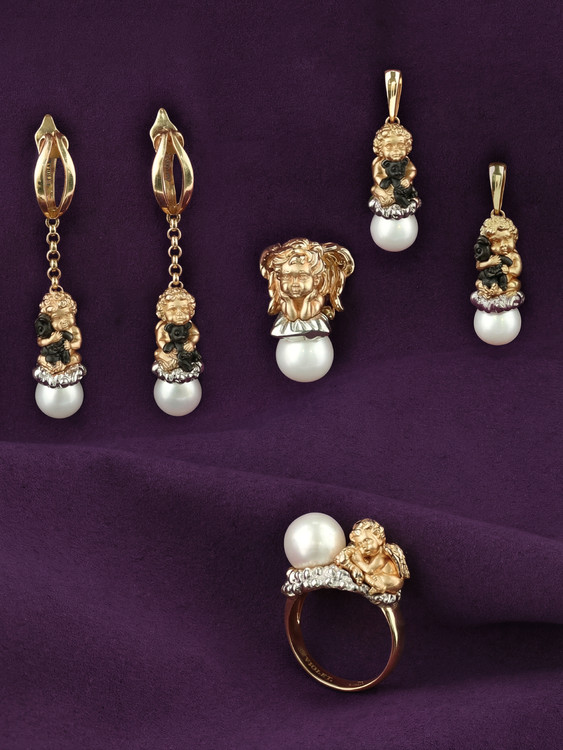 Подвеска из золота c жемчугом