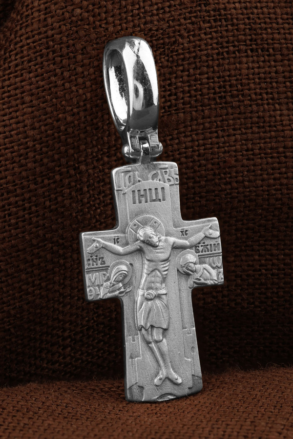 Крест из белого золота