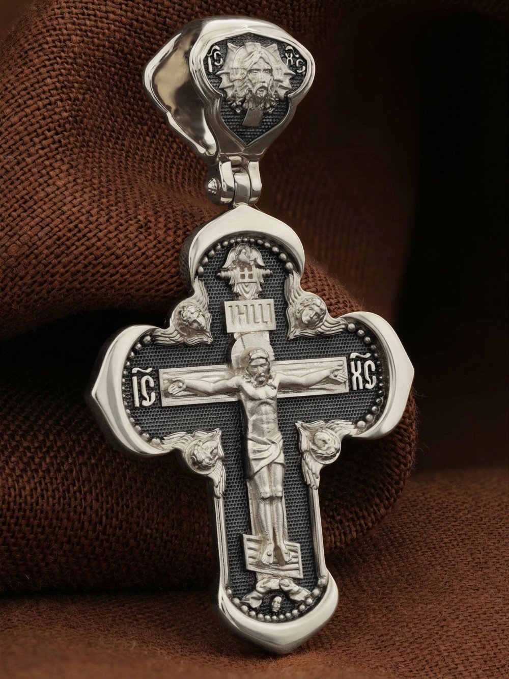 Крест из белого золота