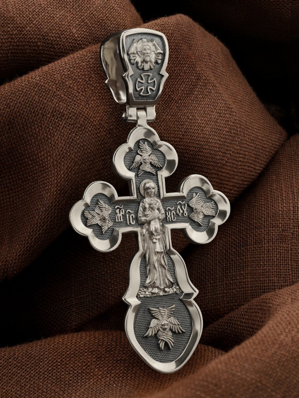 Крест из белого золота