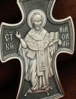 Крест из серебра 925 пробы и золота 585 пробы