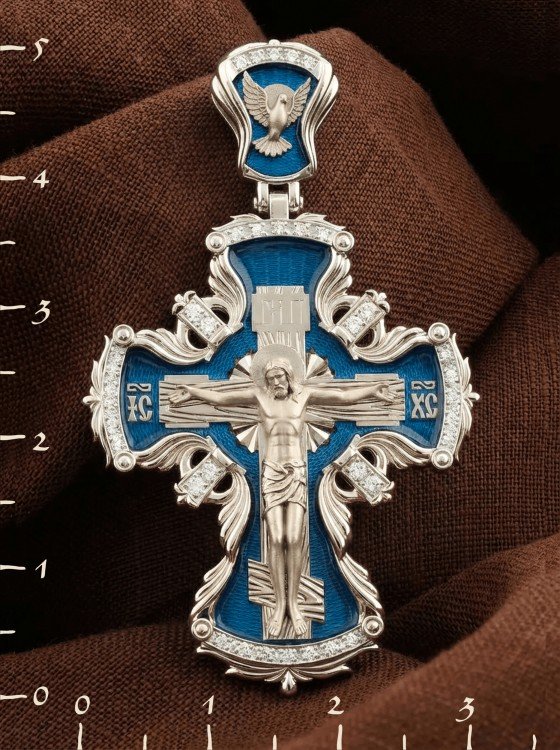 Крест из белого золота c эмалью и бриллиантами