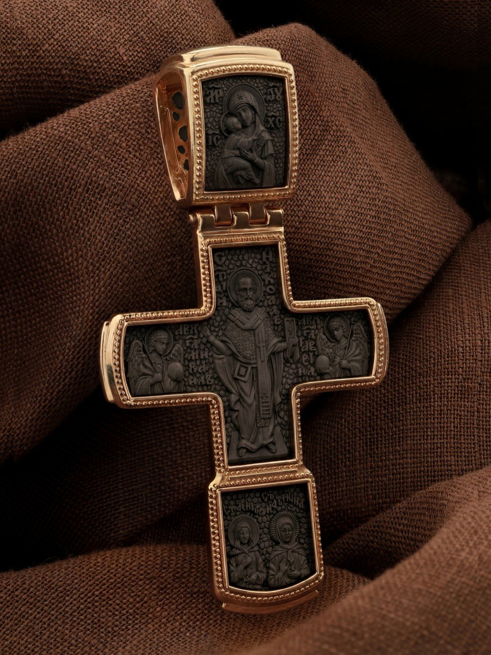 Крест из золота c эбеновым деревом