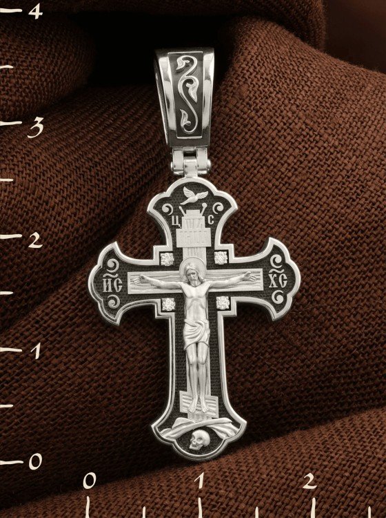 Крест из белого золота c бриллиантами