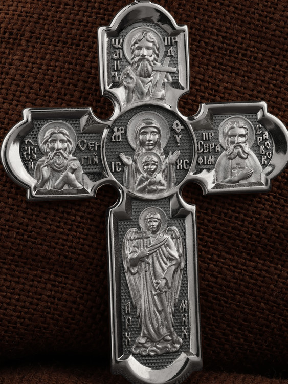 Крест из белого золота