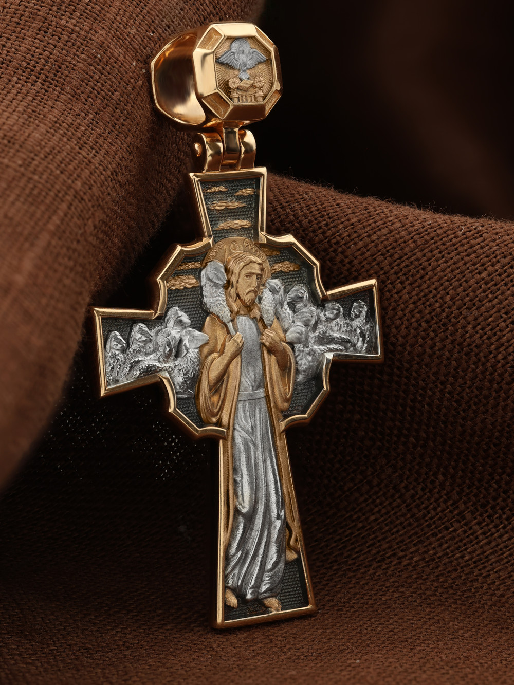 Крест из золота