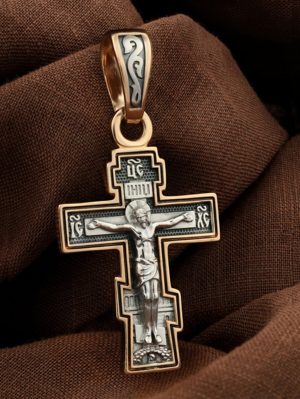 Крест из лимонного золота