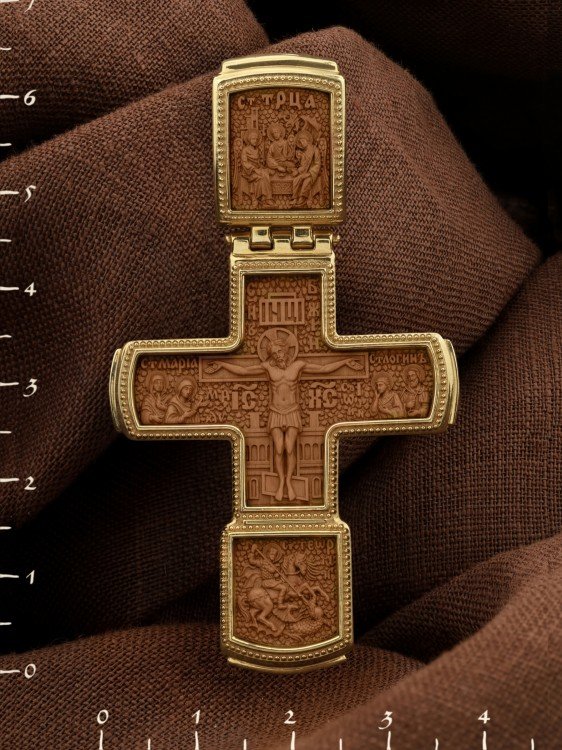 Крест из лимонного золота c деревом груши