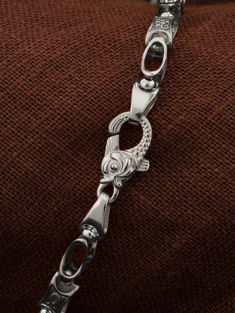 Браслет из белого золота