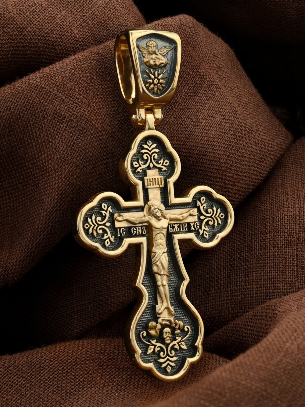 Крест из лимонного золота