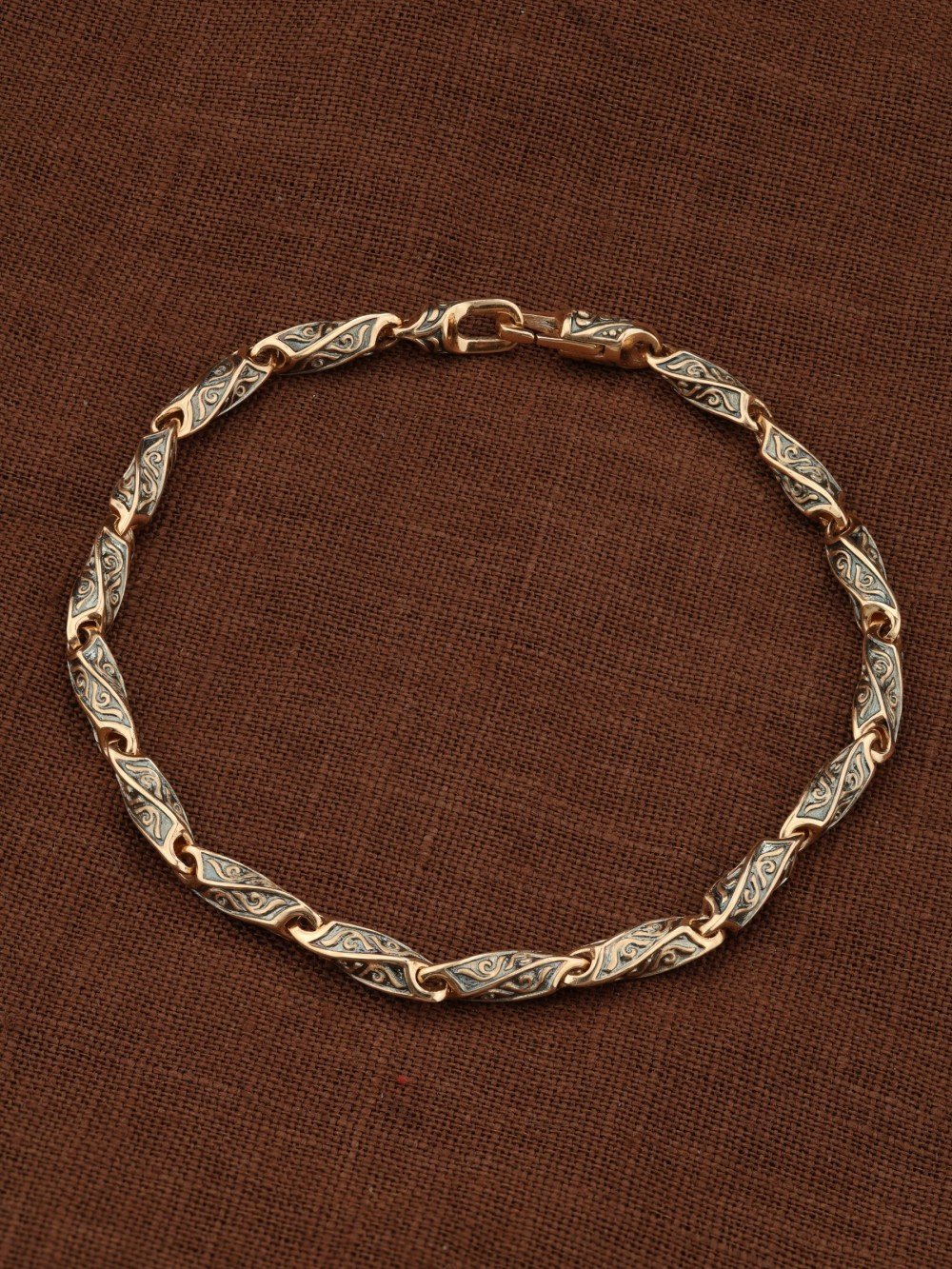 Браслет из золота