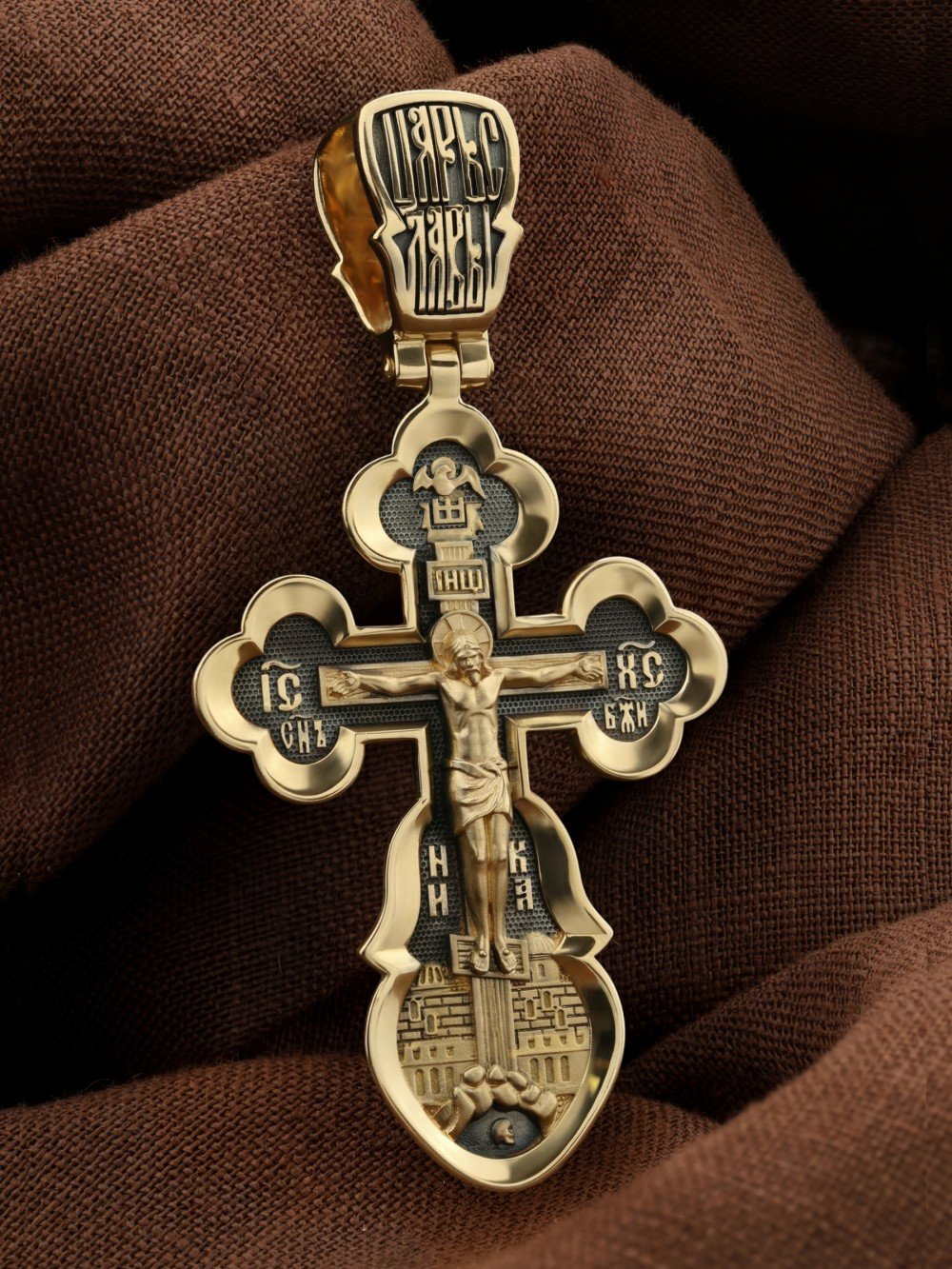 Крест из лимонного золота